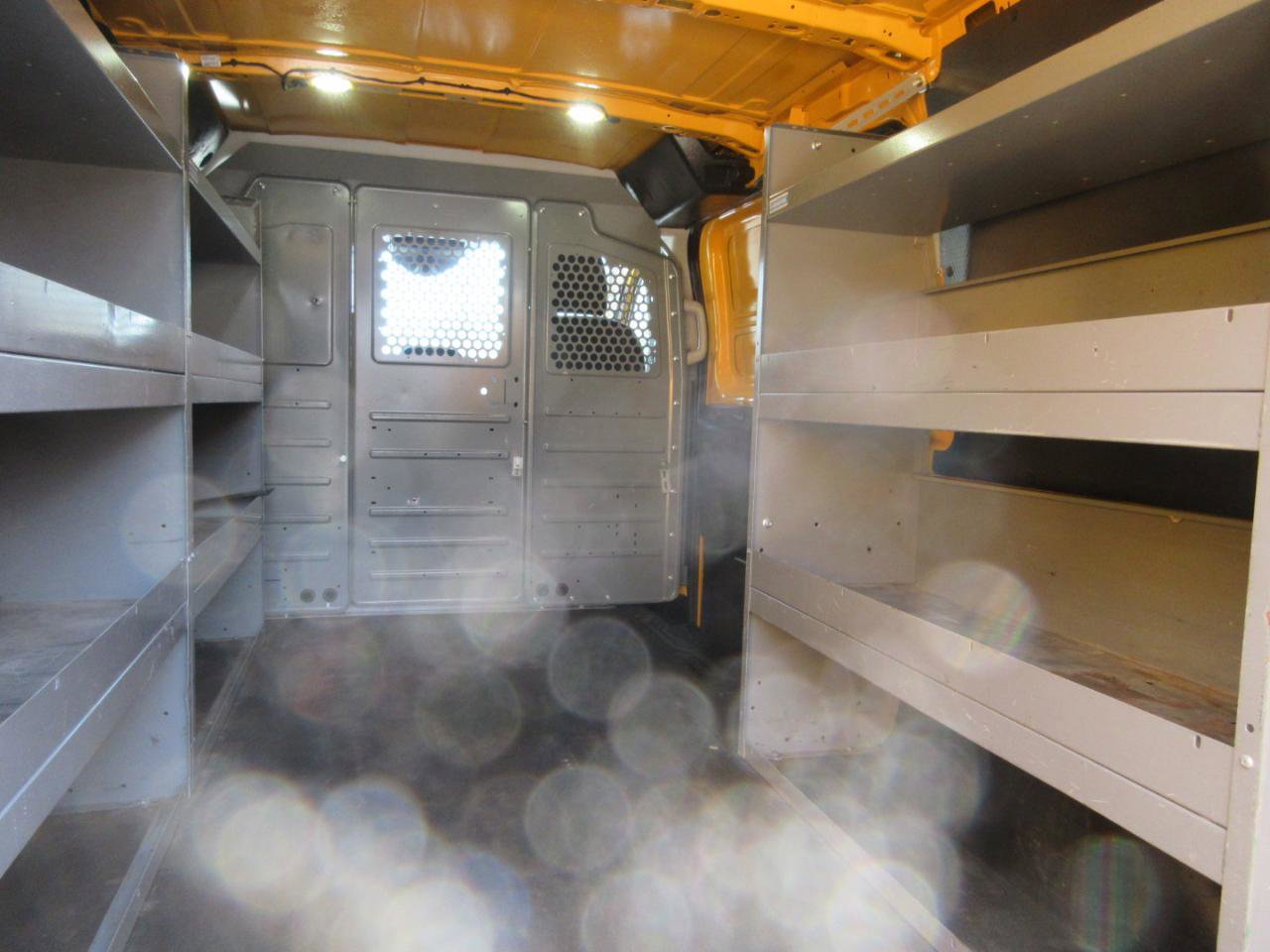 Used 2017 Ford Transit 250 130 Low Roof RWD image 15