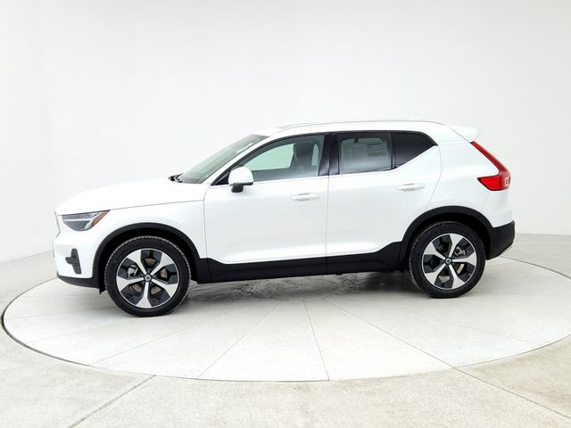 New 2025 Volvo XC40 B5 Core w/ Protection Package Premier image 8