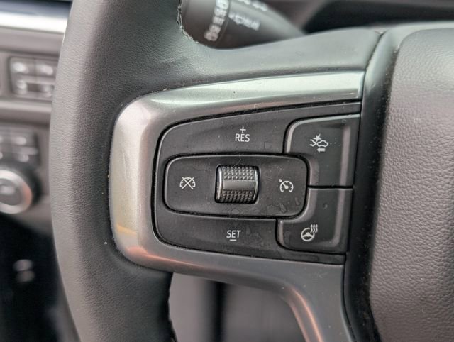 Used 2024 Chevrolet Suburban Z71 w/ Luxury Package image 34