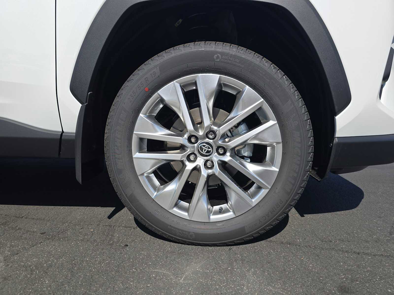 Certified 2025 Toyota RAV4 XLE Premium image 9