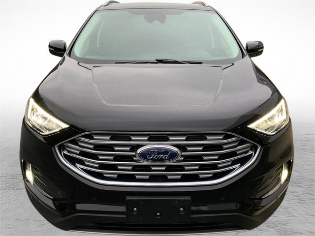 Used 2022 Ford Edge Titanium AWD/4WD image 7