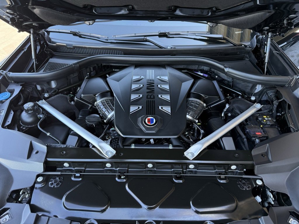 Used 2025 BMW ALPINA XB7 image 17