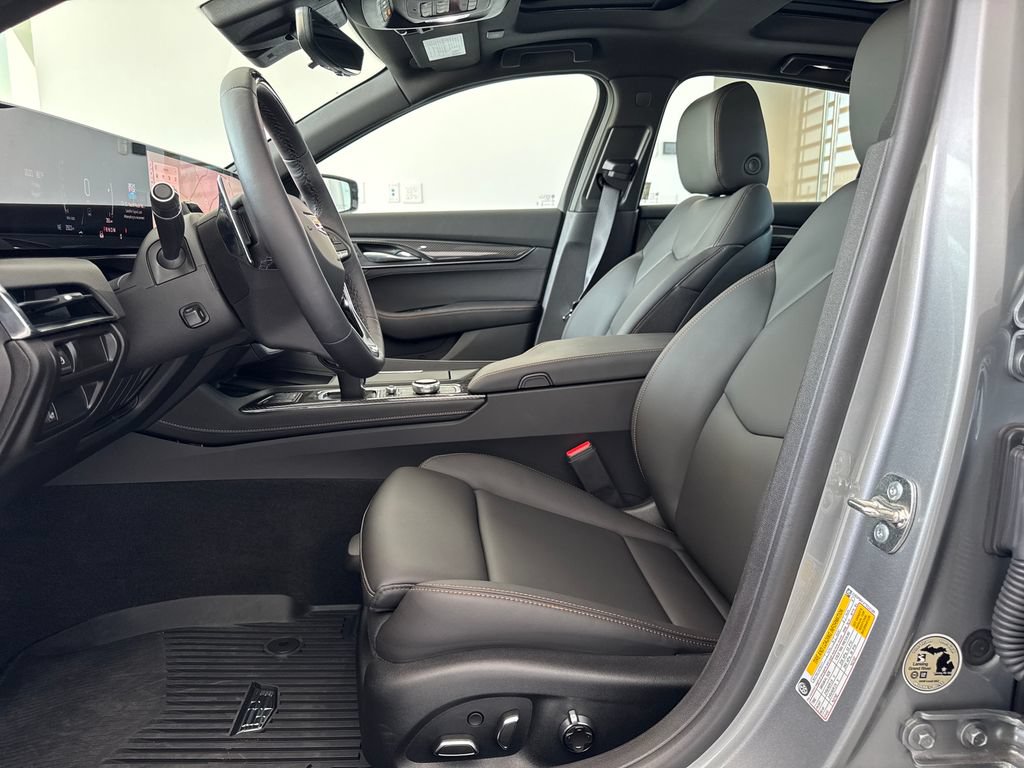 New 2026 Cadillac CT5 Sport w/ Technology Package RWD image 11