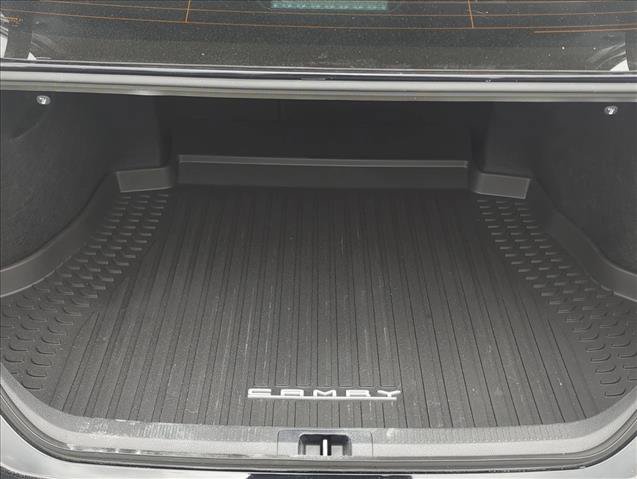 Used 2026 Toyota Camry XLE w/ Premium Plus Package FWD image 11