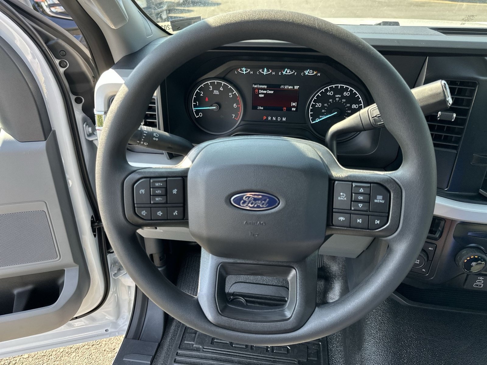 New 2027 Ford F250 XL w/ XL Driver Assist Package AWD/4WD image 17