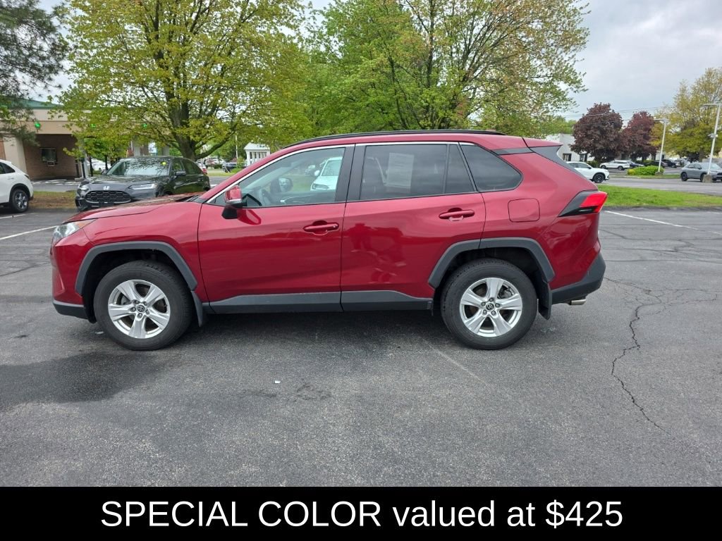 Used 2021 Toyota RAV4 XLE w/ Convenience Package AWD/4WD image 5