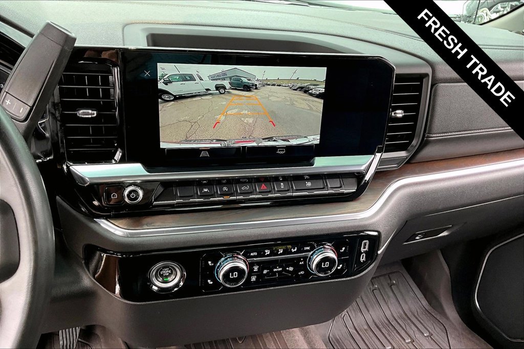 Used 2023 GMC Sierra 1500 SLT AWD/4WD image 8