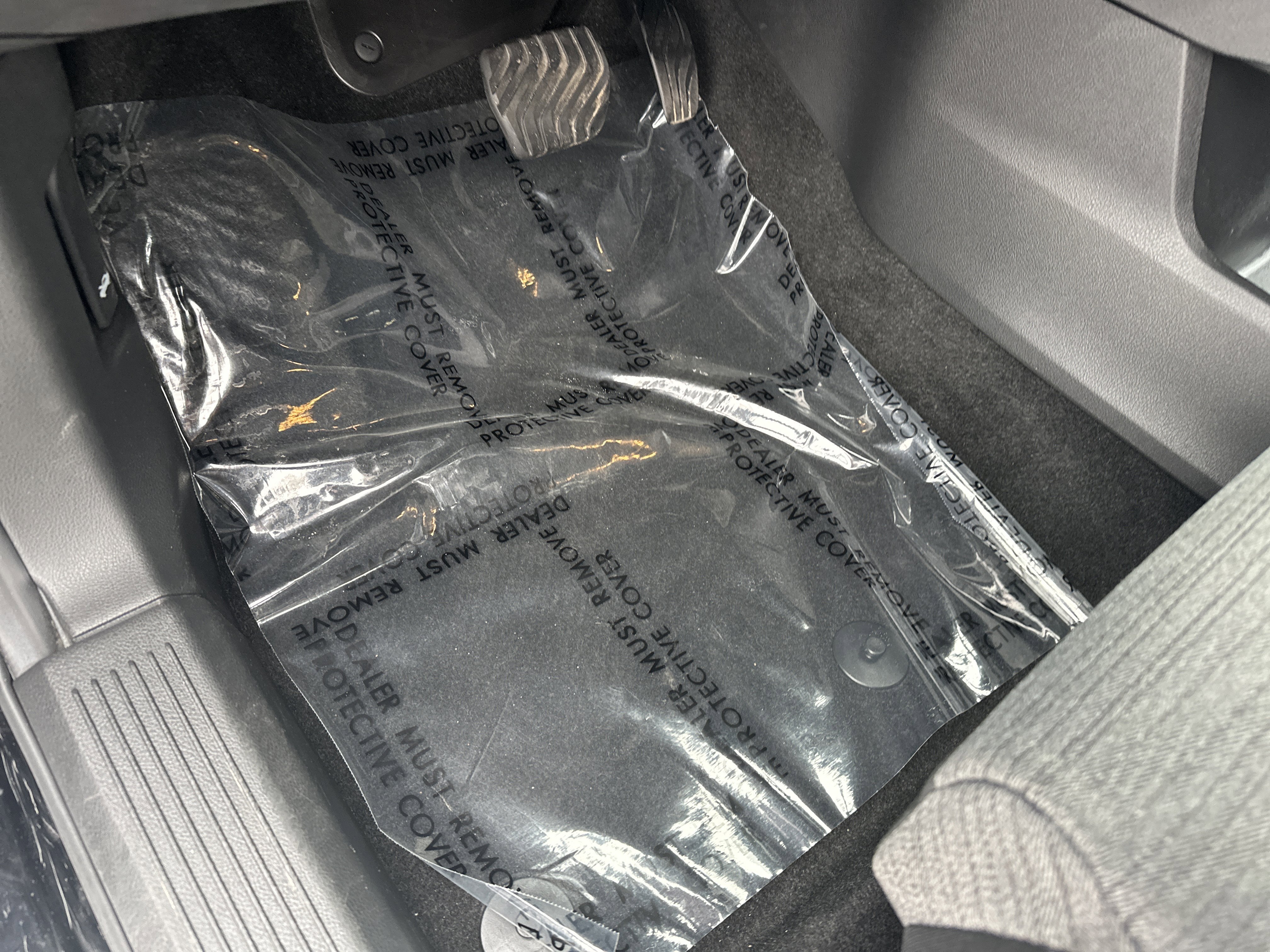 Used 2023 Nissan Rogue SV image 17