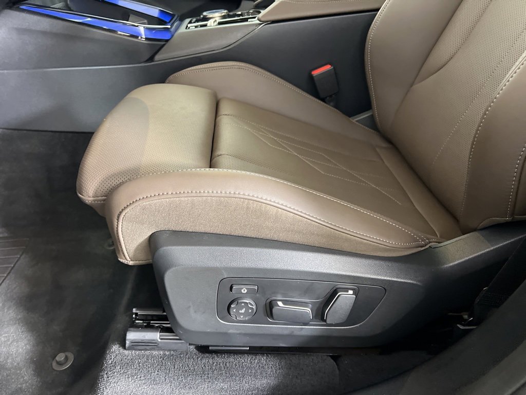 Used 2025 BMW X3 xDrive30i image 16