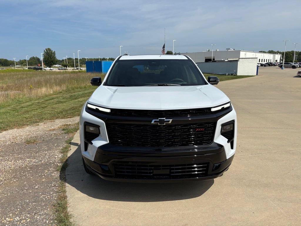 New 2027 Chevrolet Traverse RS w/ LPO, Floor Liner Package AWD/4WD image 12