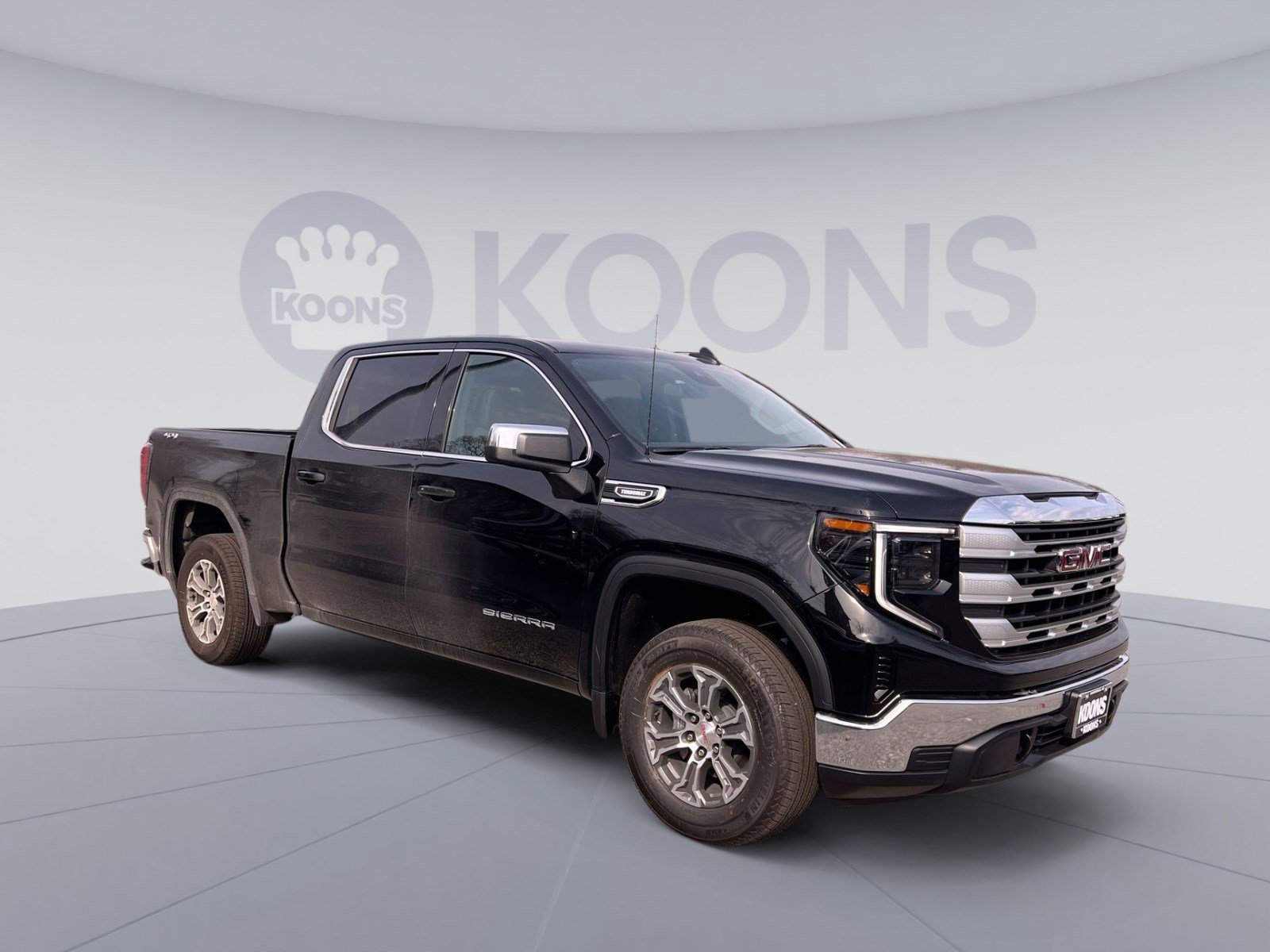 New 2026 GMC Sierra 1500 SLE image 8