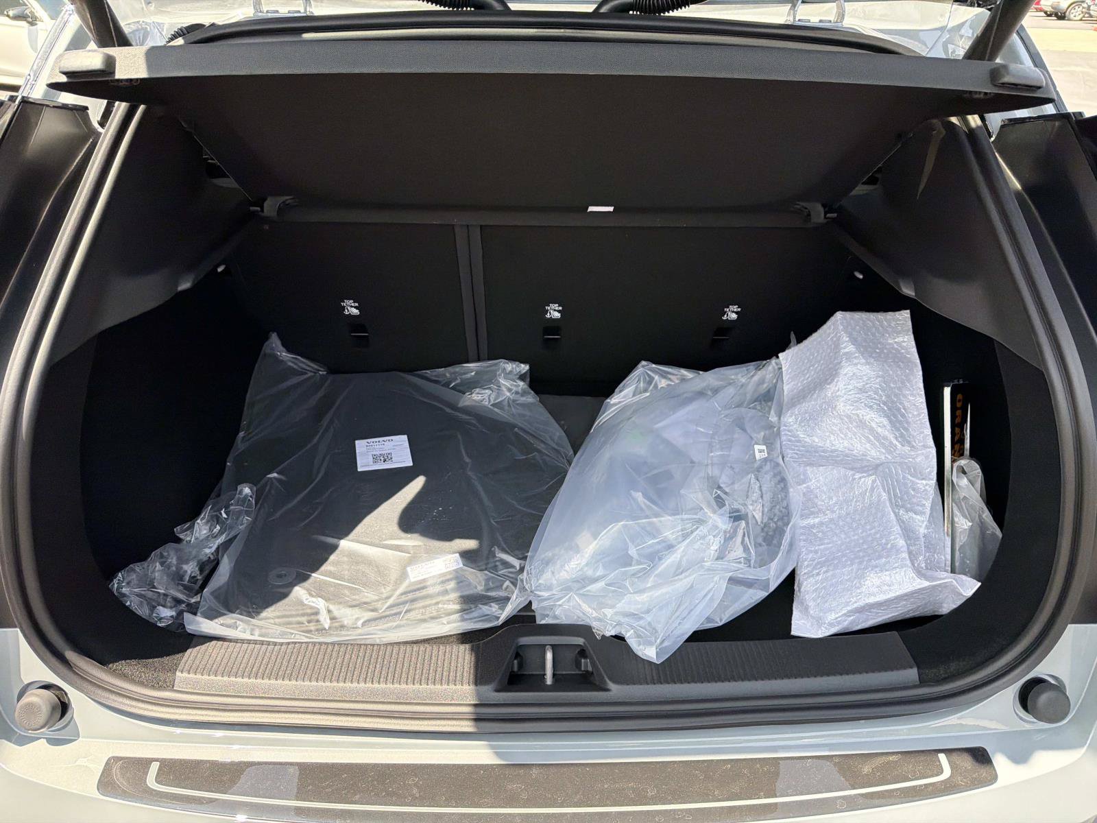 New 2026 Volvo EX30 Plus w/ Climate Package AWD/4WD image 18