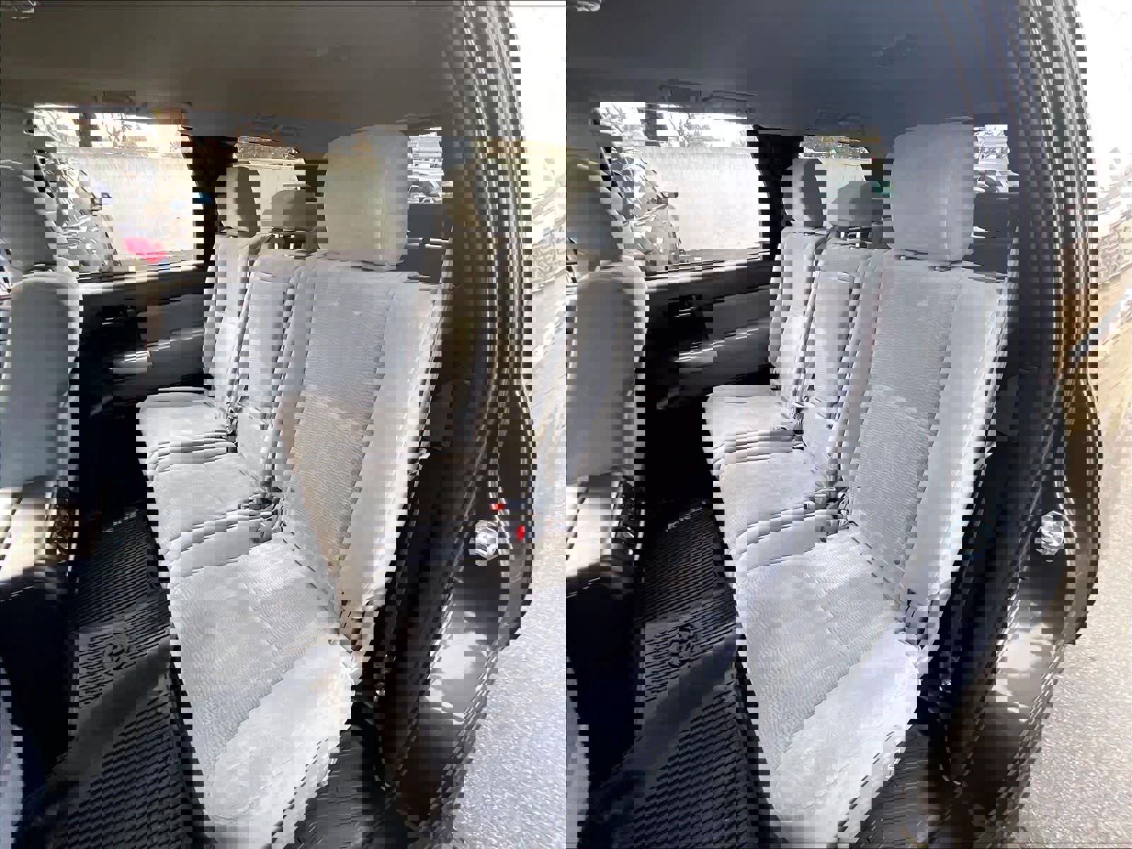 Used 2019 Toyota Sequoia SR5 image 28