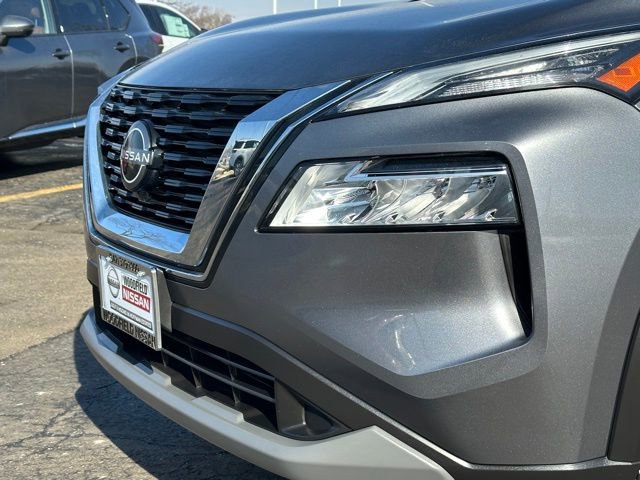 Certified 2023 Nissan Rogue SV w/ SV Premium B Package image 7