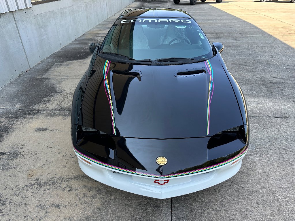Used 1993 Chevrolet Camaro Z28 image 8