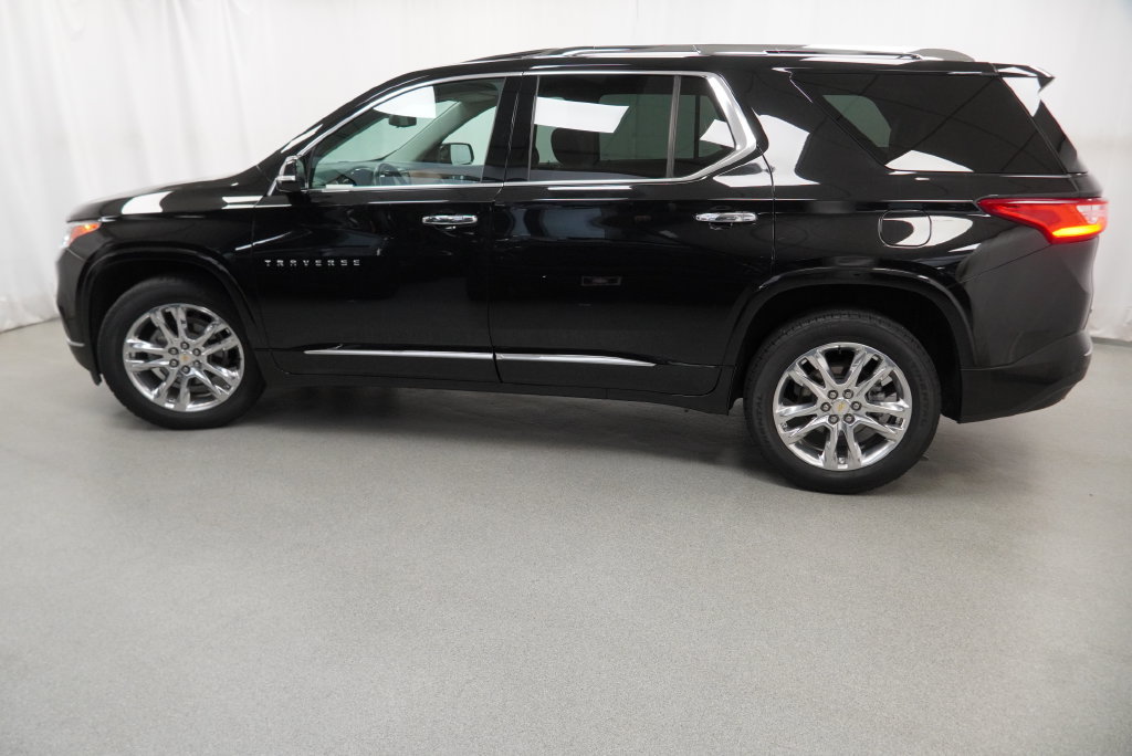 Used 2019 Chevrolet Traverse High Country w/ LPO, Floor Liner Package AWD/4WD image 6