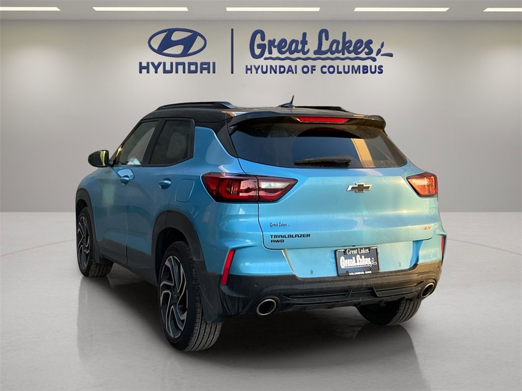 Used 2025 Chevrolet TrailBlazer RS w/ Convenience Package image 3