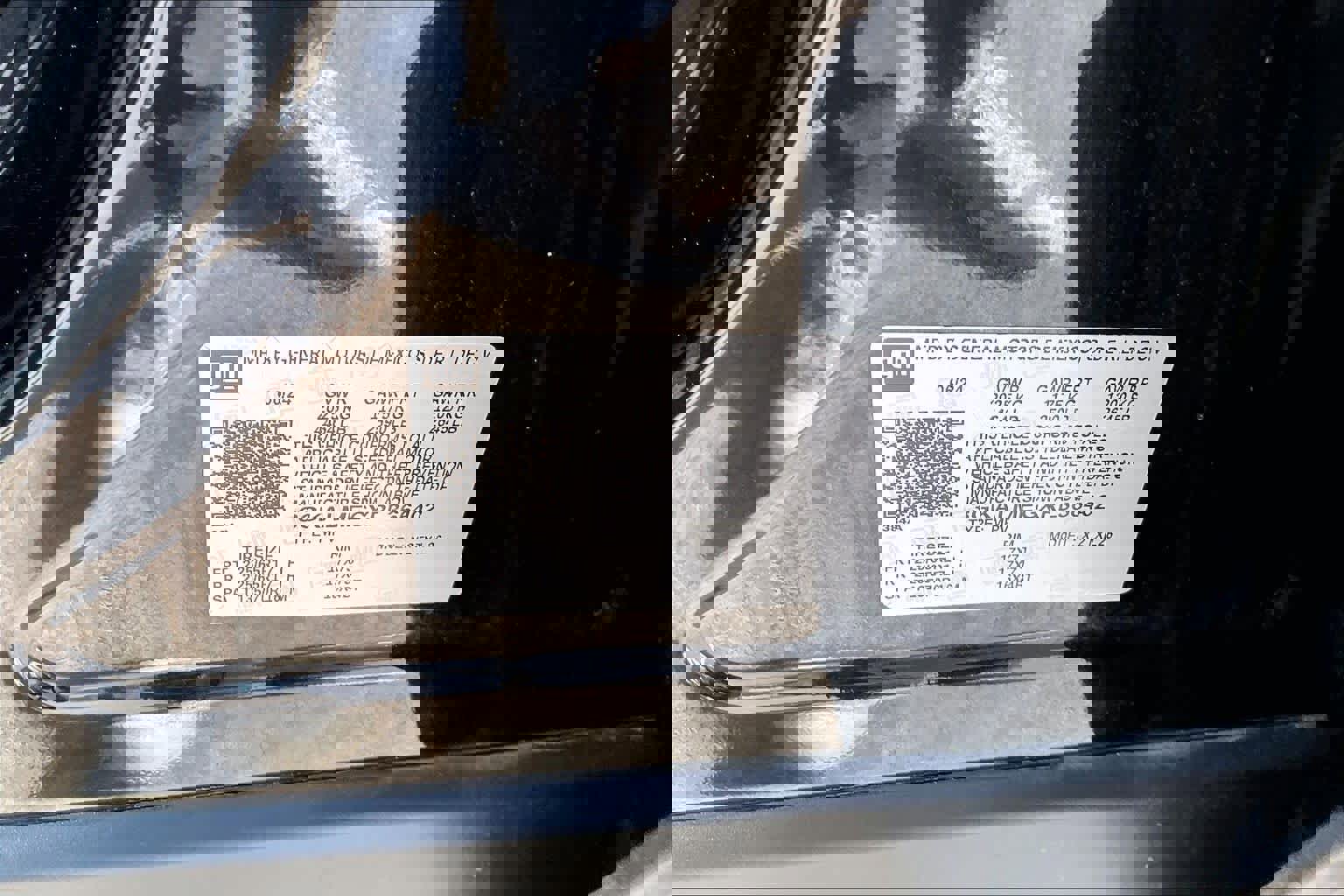 Used 2024 GMC Terrain SLE image 36