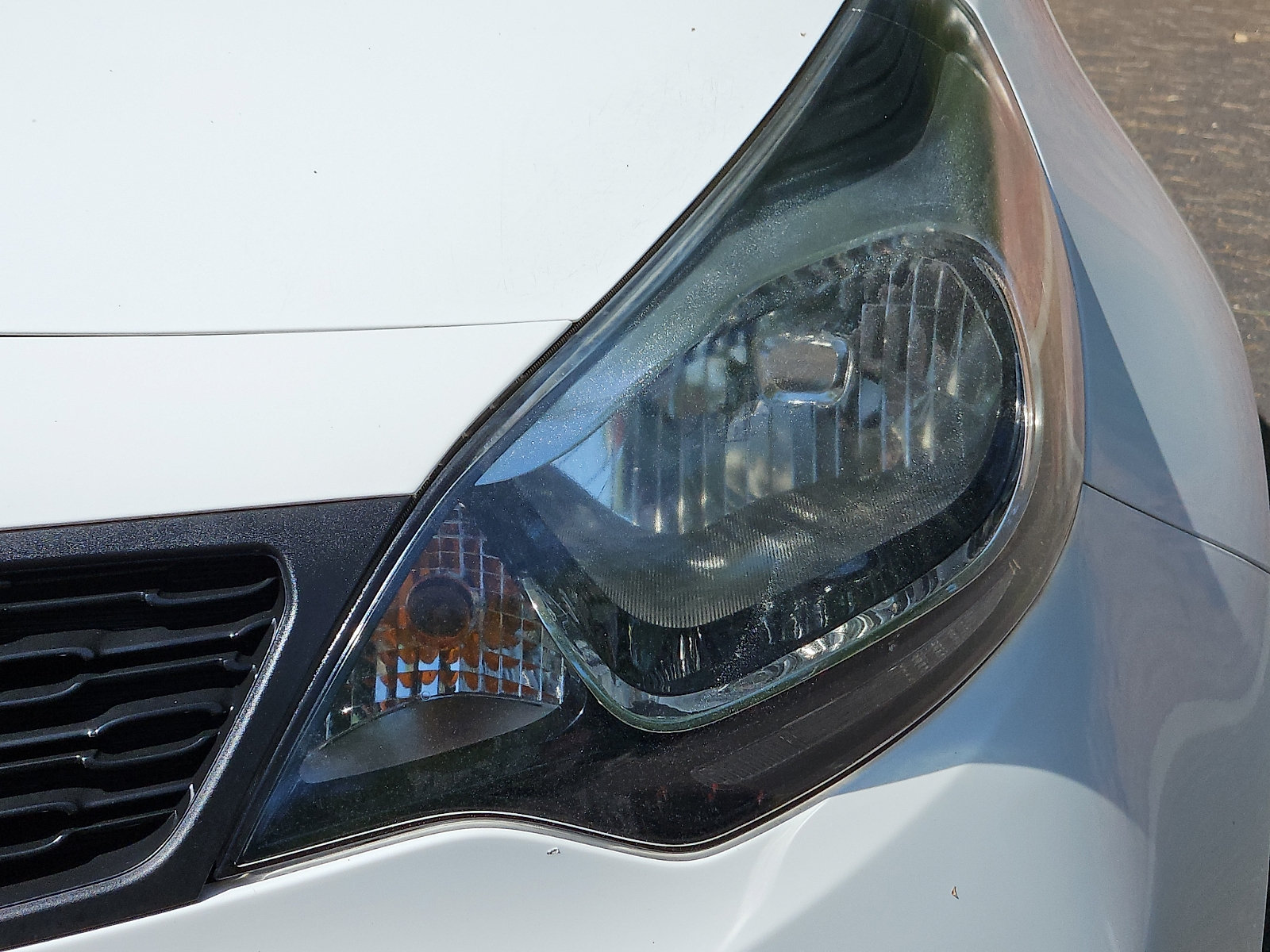Used 2015 Kia Rio LX w/ Power Package FWD image 9