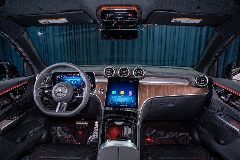 New 2026 Mercedes-Benz GLC 300 image 13