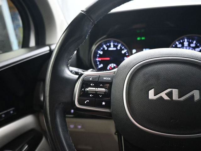 Used 2022 Kia Carnival SX image 17