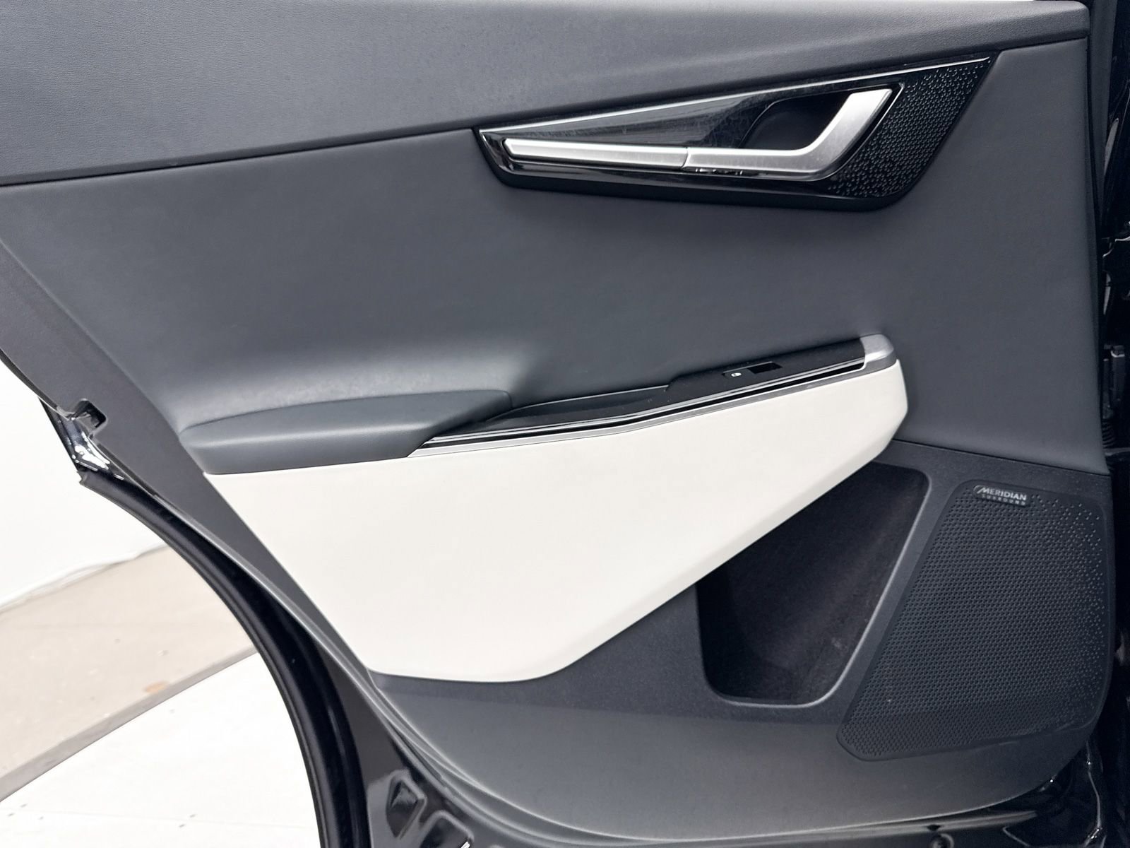 Used 2023 Kia EV6 GT-Line image 34