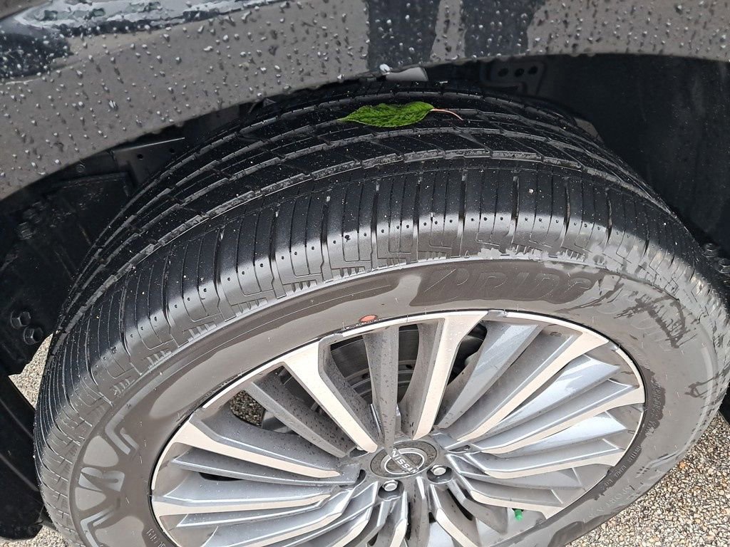 New 2025 Nissan Armada Platinum Reserve image 29