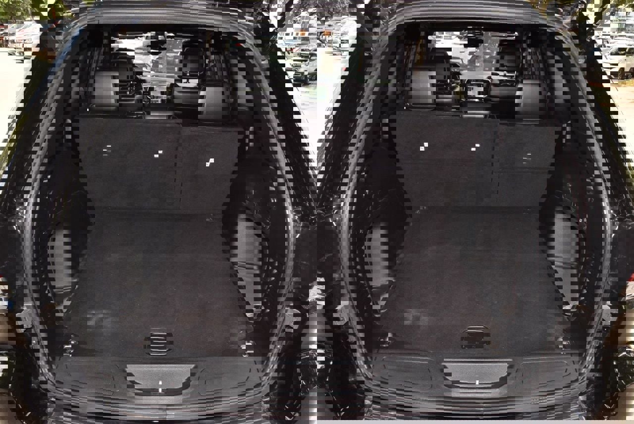 Used 2022 Jeep Grand Cherokee Limited image 37