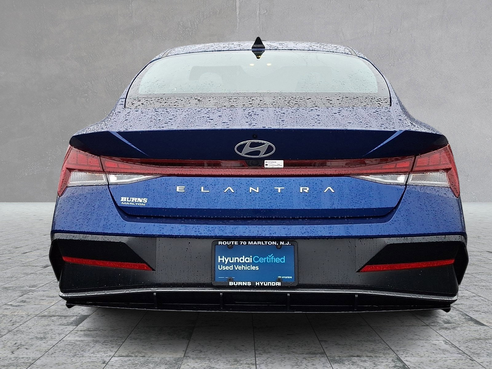 Used 2025 Hyundai Elantra SEL image 9