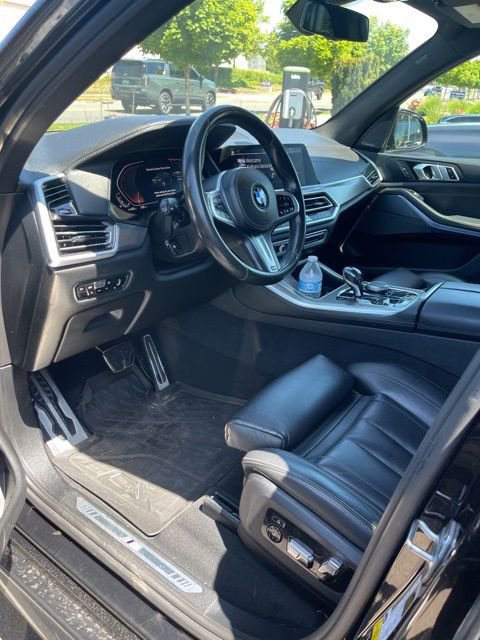 Used 2020 BMW X5 xDrive40i w/ M Sport Package AWD/4WD image 4