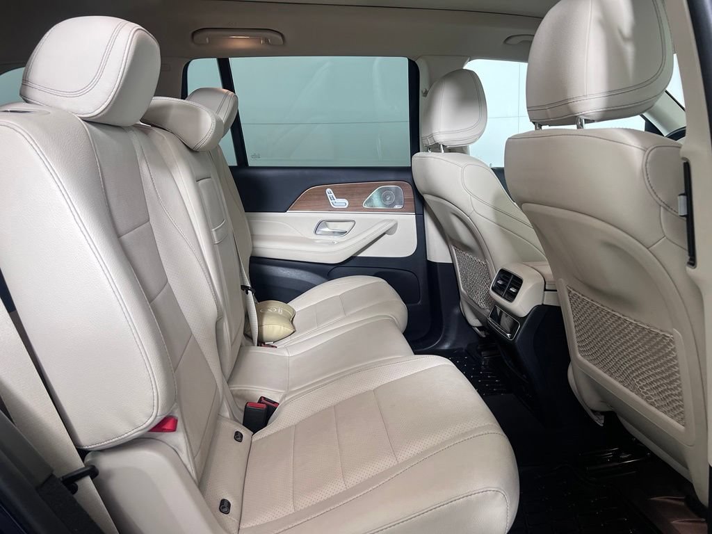 Used 2021 Mercedes-Benz GLS 450 4MATIC image 26