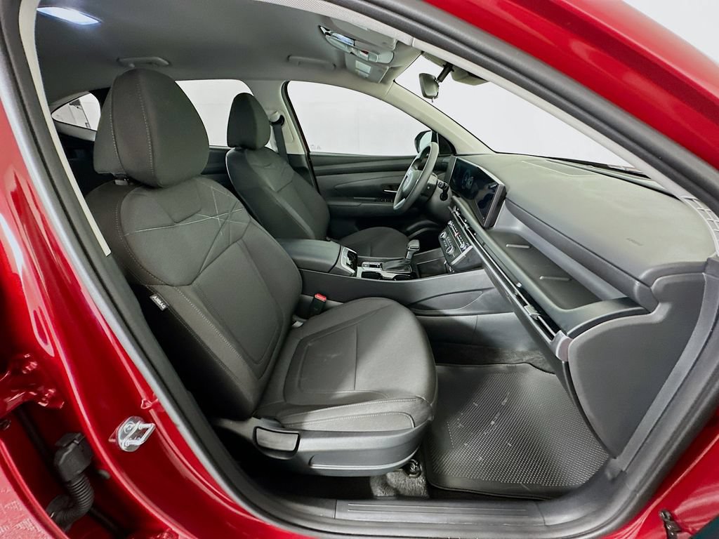 Certified 2026 Hyundai Tucson SE FWD image 26