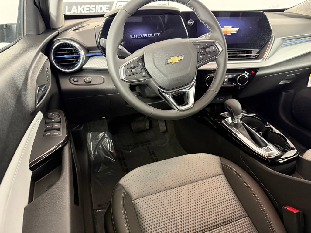 New 2026 Chevrolet Trax LT w/ Driver Confidence Package FWD image 17