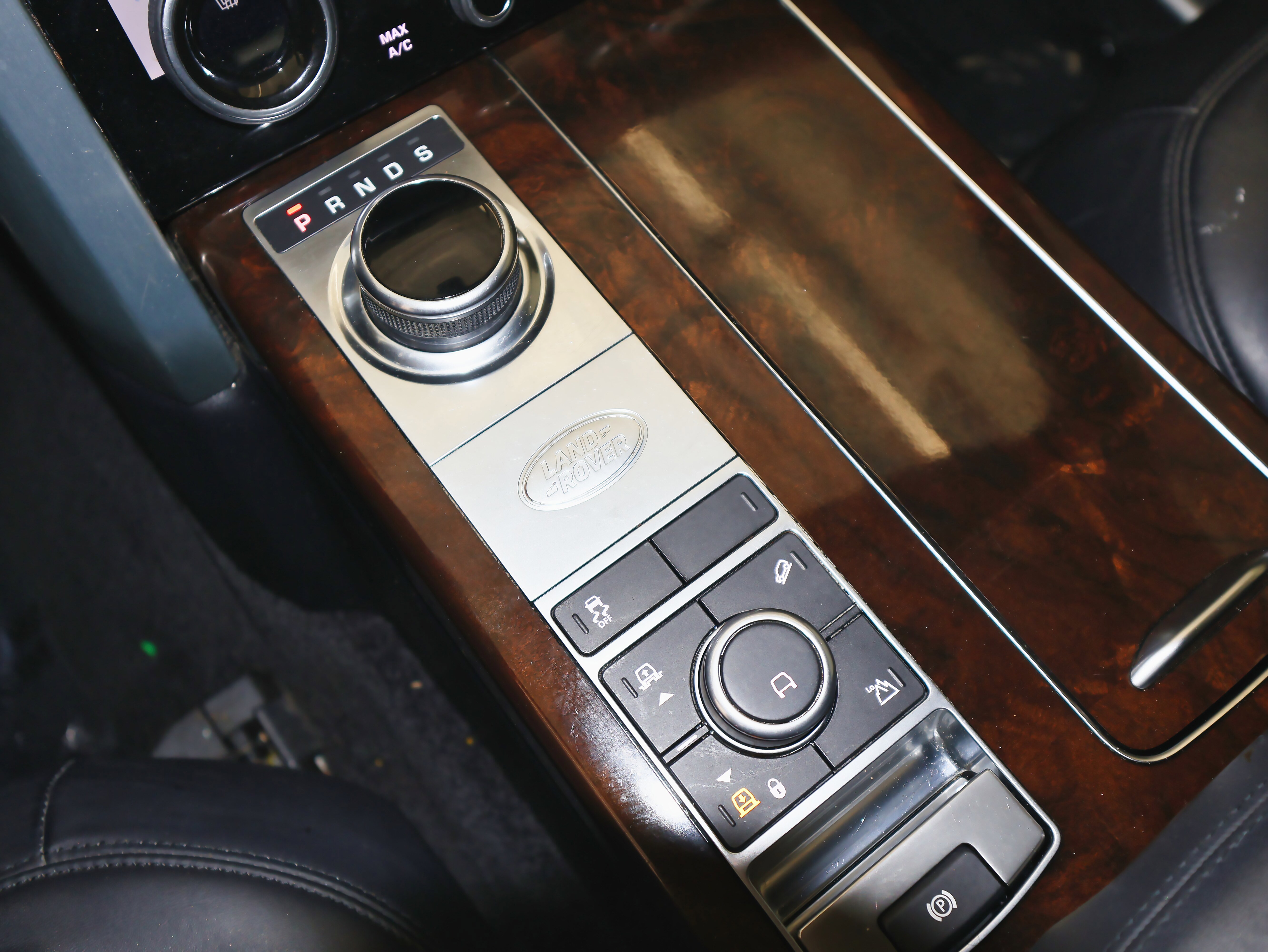 Used 2020 Land Rover Range Rover HSE image 41