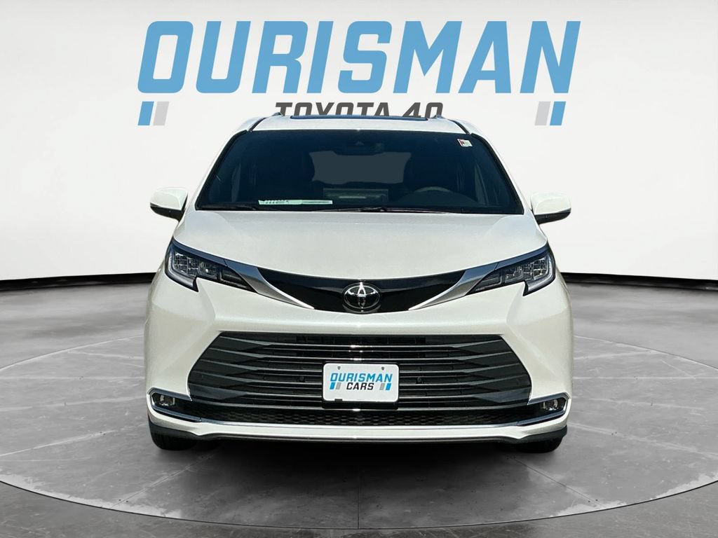 New 2026 Toyota Sienna Limited AWD/4WD image 2
