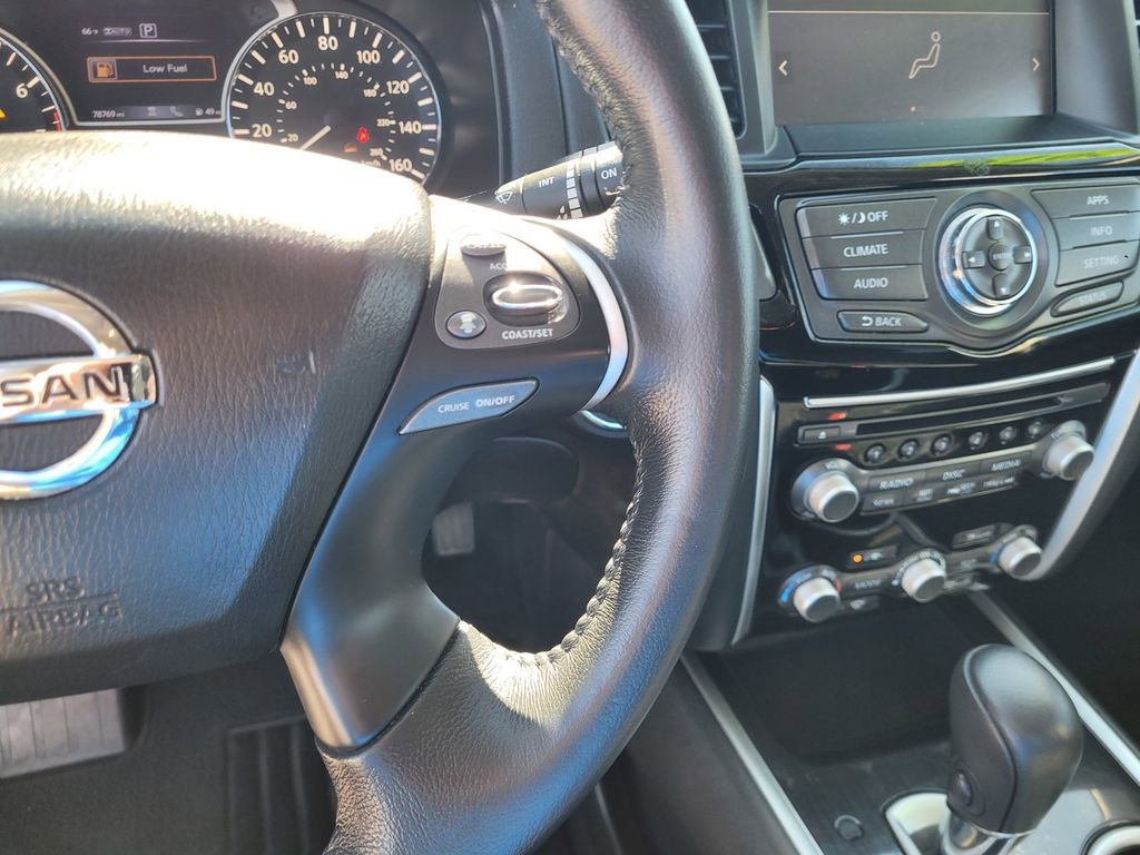 Used 2019 Nissan Pathfinder SV AWD/4WD image 21