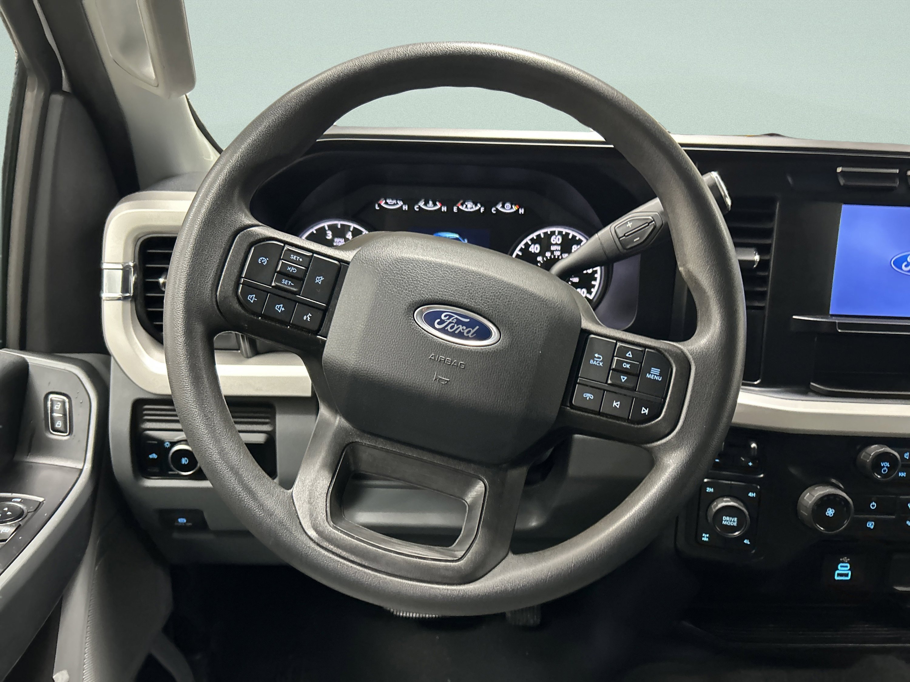 Used 2024 Ford F250 XLT AWD/4WD image 19