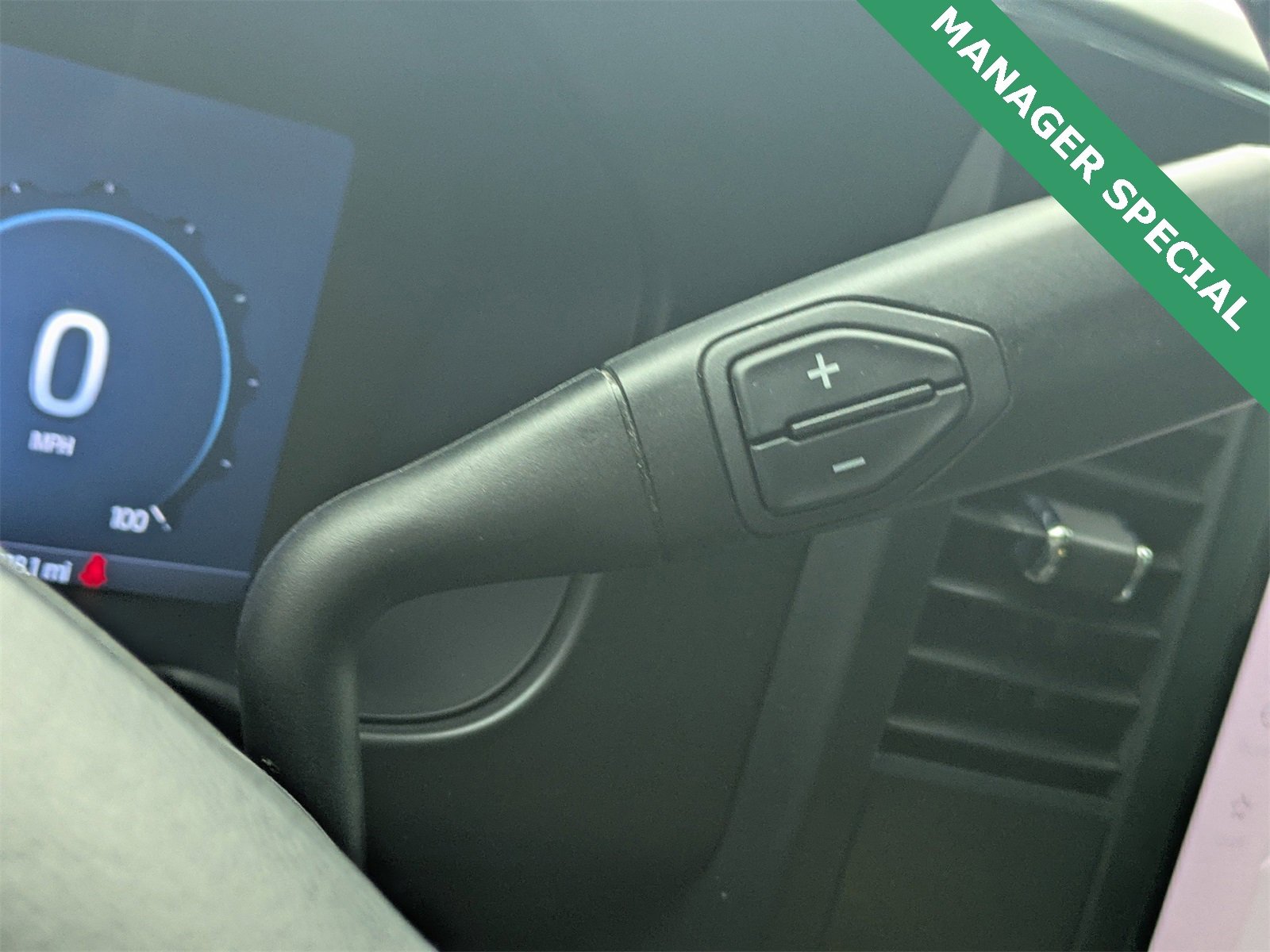 Used 2024 Ford F250 Lariat image 32