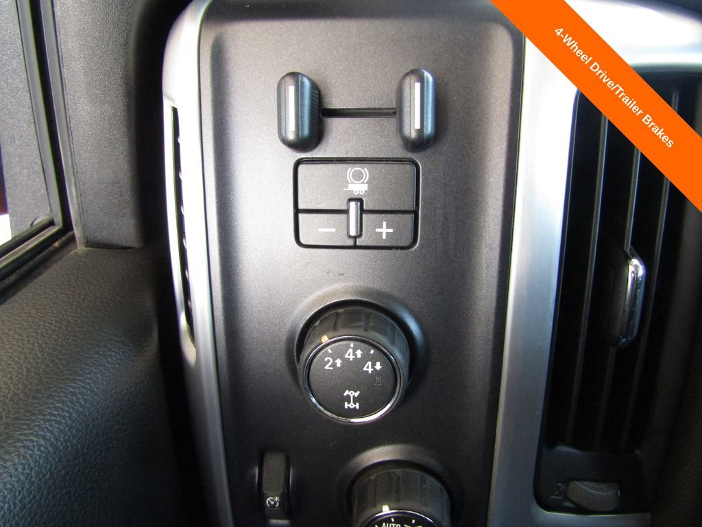 Used 2016 GMC Sierra 3500 SLE w/ SLE Preferred Package AWD/4WD image 8