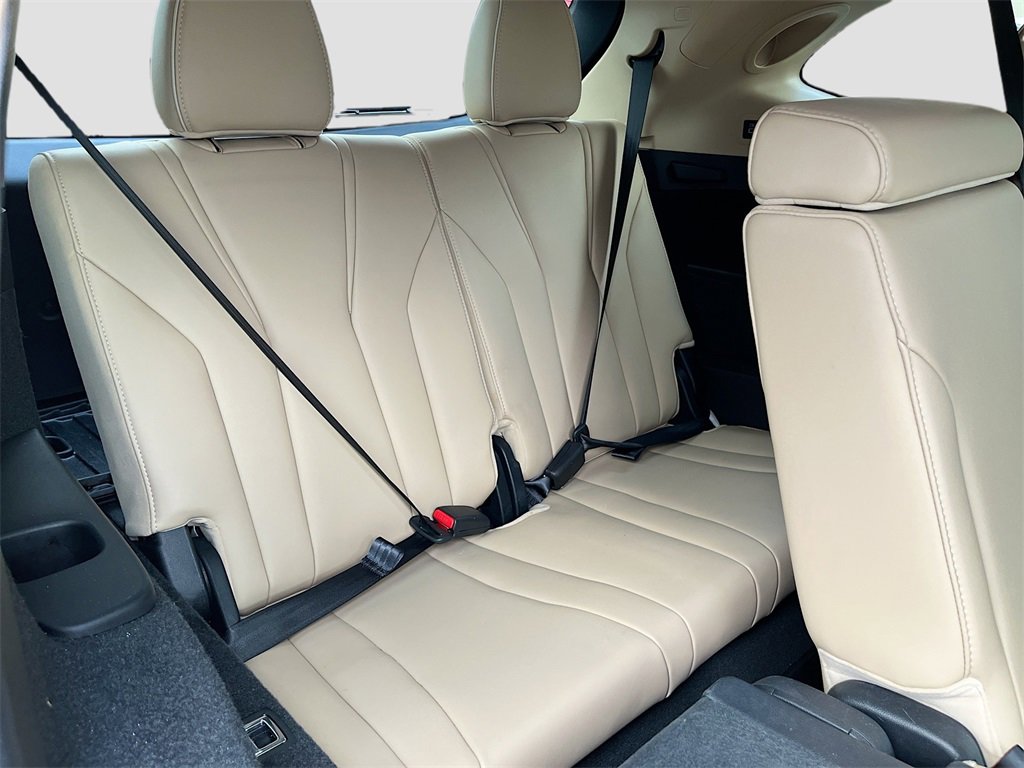 Used 2023 Acura MDX SH-AWD w/ Advance Package image 30