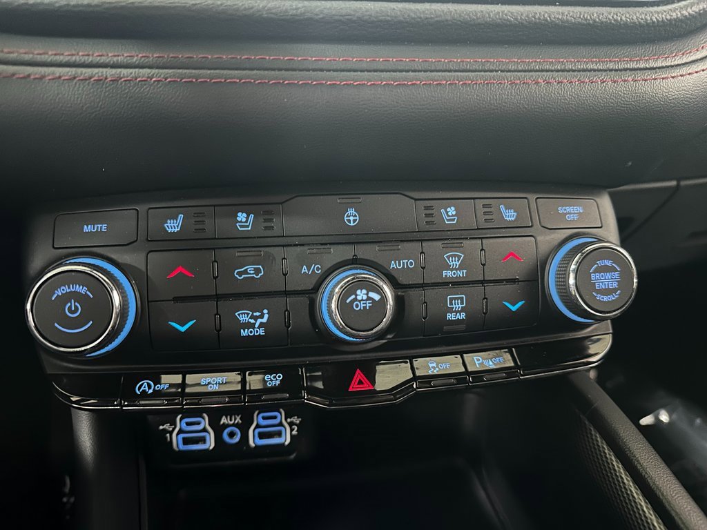 Certified 2024 Dodge Durango GT image 29