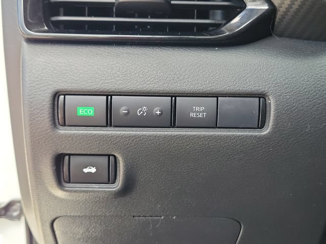 Used 2022 Nissan Sentra SV FWD image 22