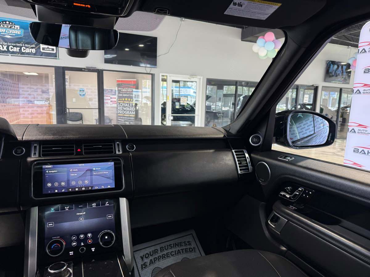 Used 2019 Land Rover Range Rover HSE AWD/4WD image 34
