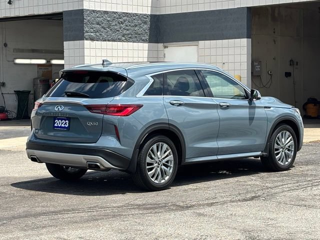 Used 2023 INFINITI QX50 Luxe AWD/4WD image 4