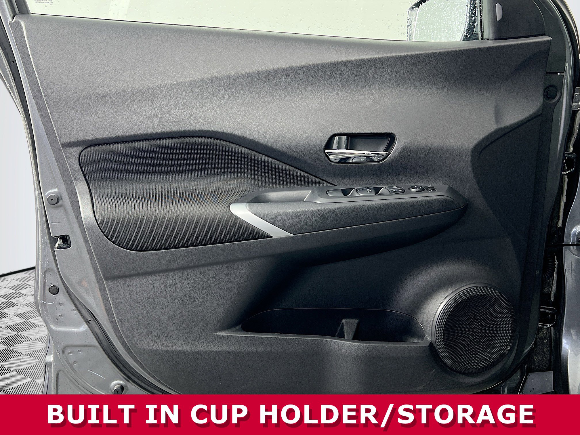 Used 2023 Nissan Kicks SV image 17