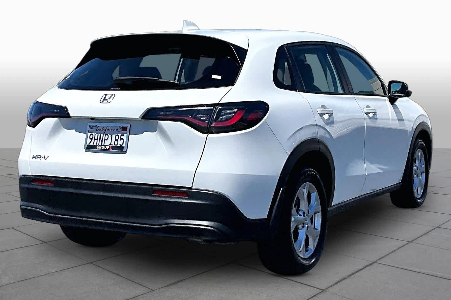 Used 2024 Honda HR-V LX image 12
