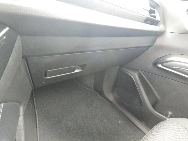 Used 2025 Chevrolet Traverse LT FWD image 30