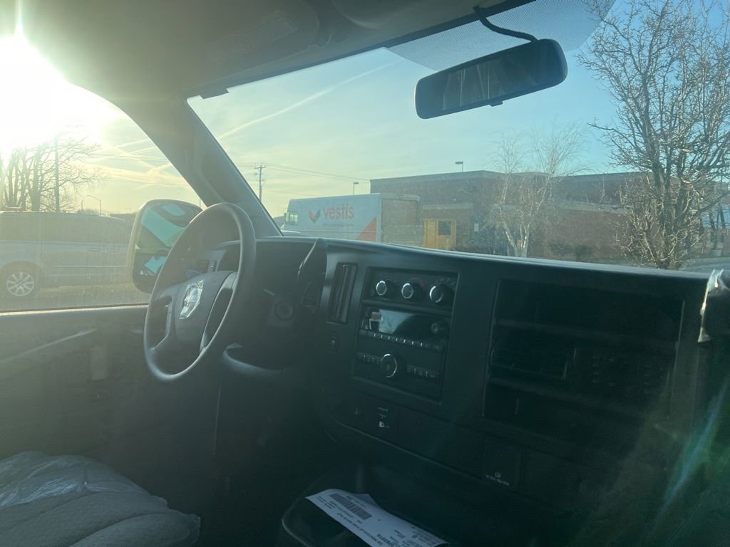 New 2026 GMC Savana 2500 Work Van image 10