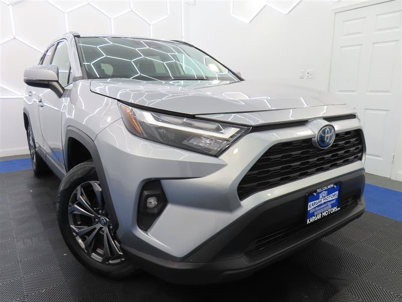 Used 2023 Toyota RAV4 XLE Premium AWD/4WD image 3