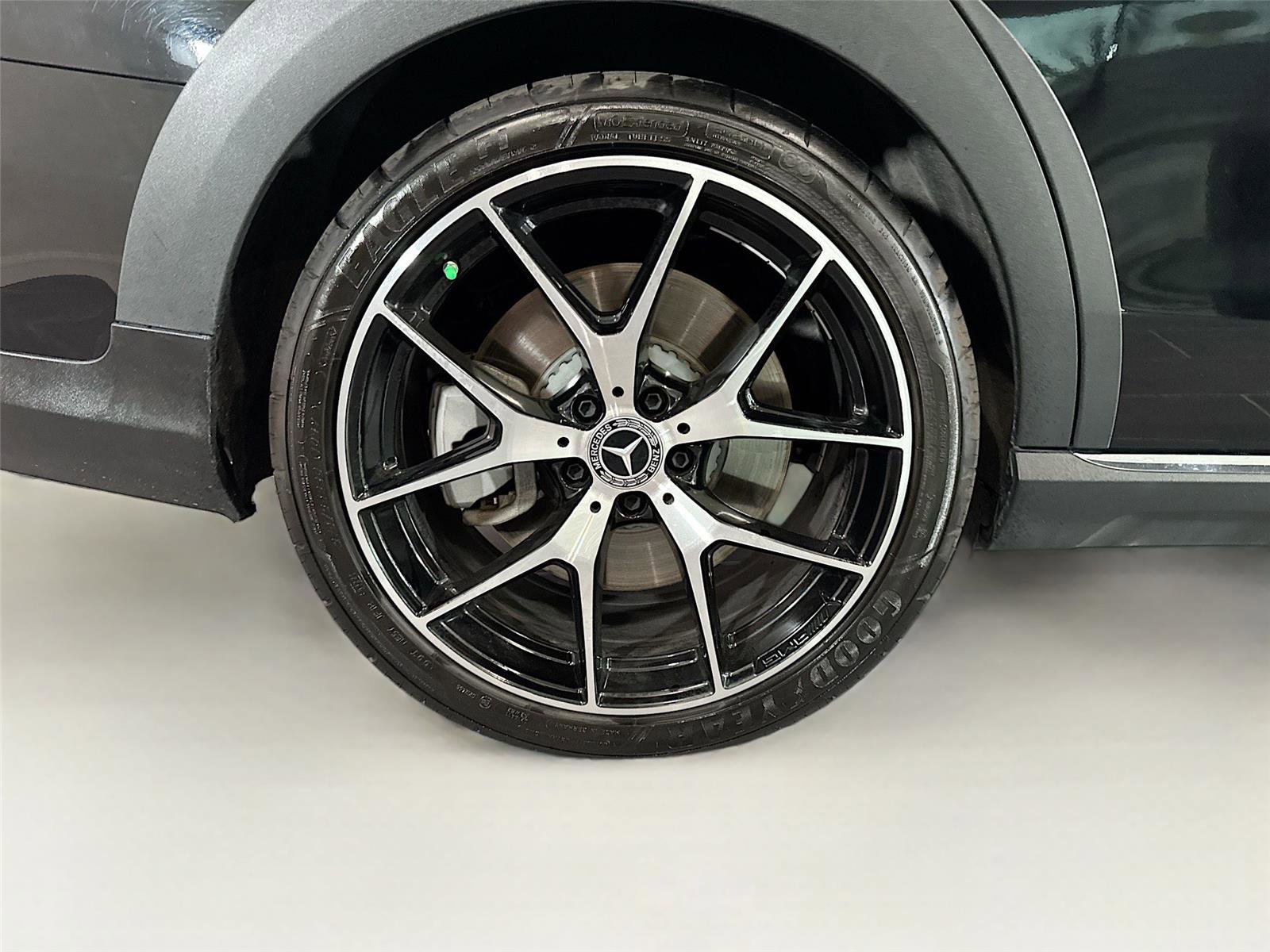 Used 2021 Mercedes-Benz E 450 4MATIC All-Terrain Wagon image 36